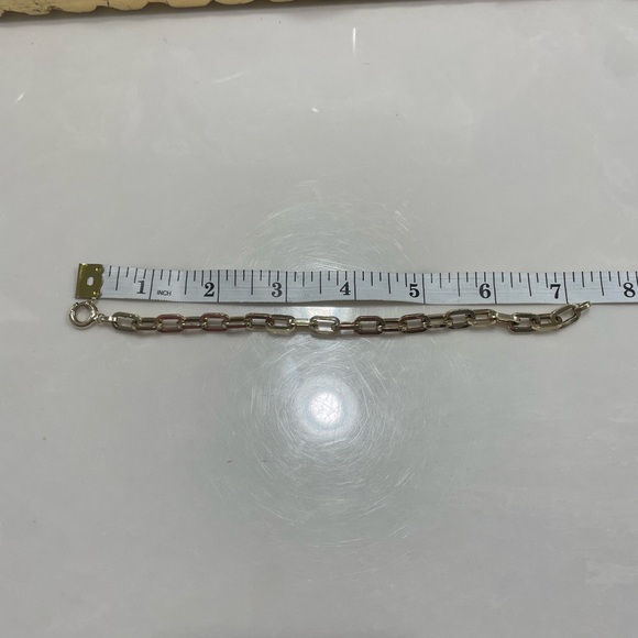 14k Elegant Gold Chain Bracelet - Picture 3 of 4